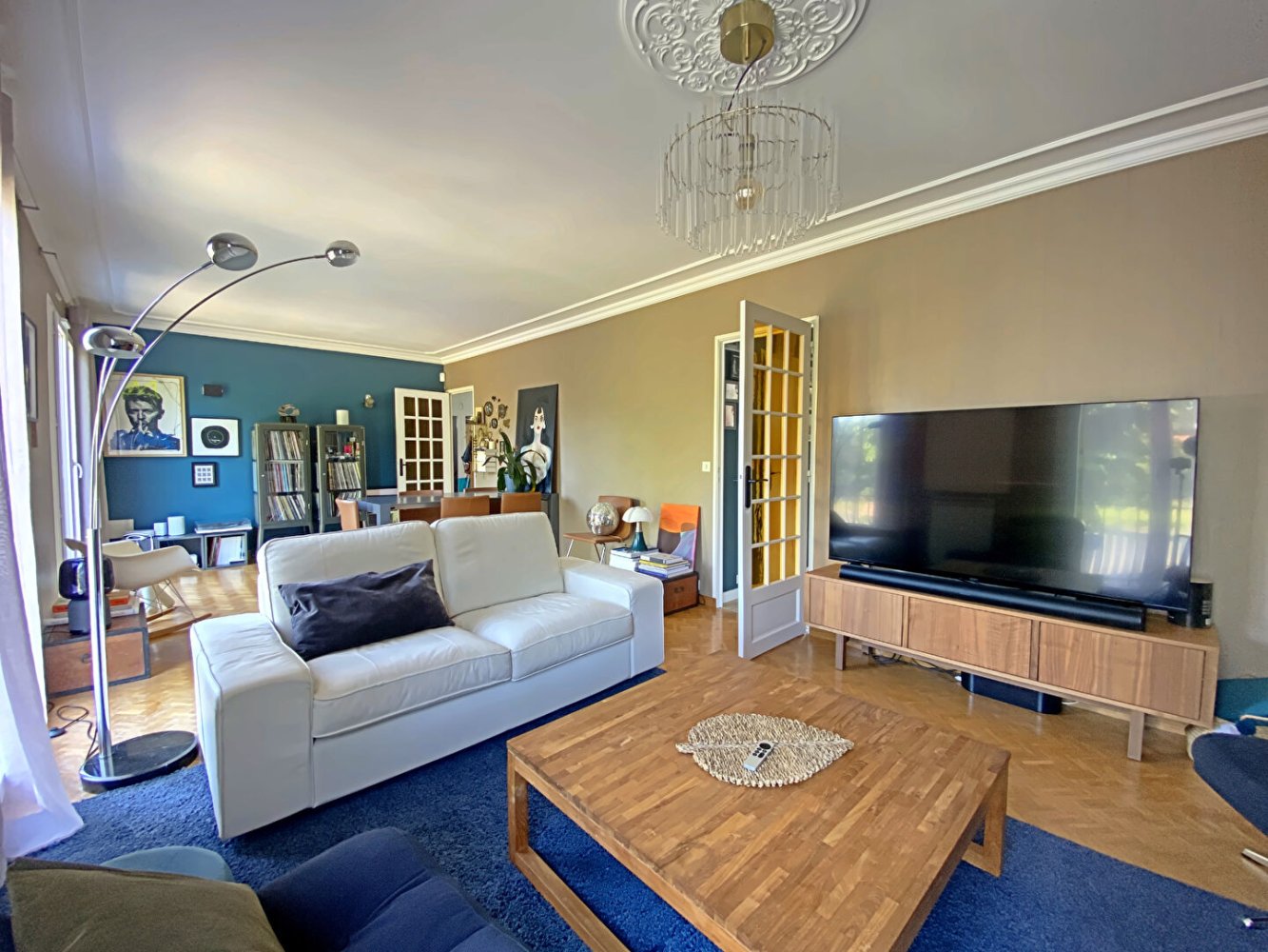 7 rooms House in Orleans, France No. 364077