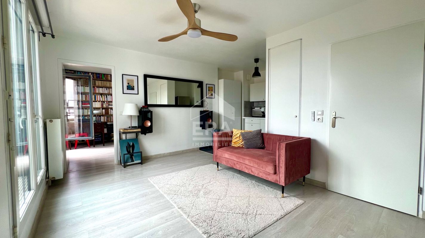 Apartamento de 2 dormitorios en Juvisy-sur-Orge, France No. 296527