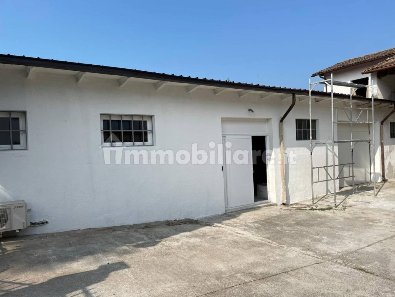 Armazém em Calcinato, Italy 160 m² N.º 260189