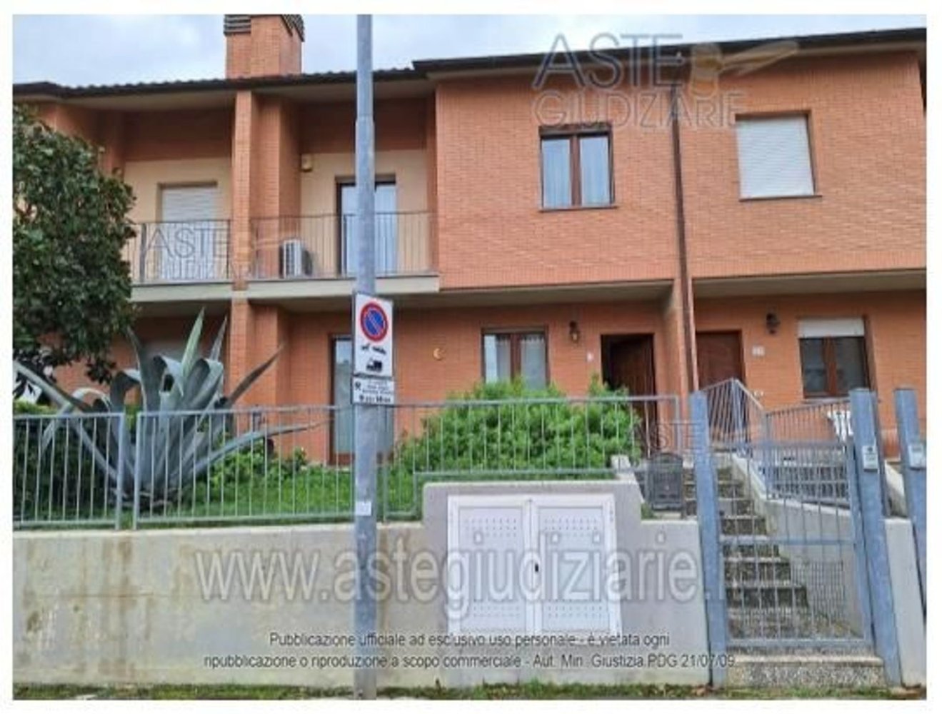 7 bedrooms Apartment in Jesi, Italy No. 327870