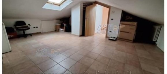 7 bedrooms Apartment in Jesi, Italy No. 327870 6