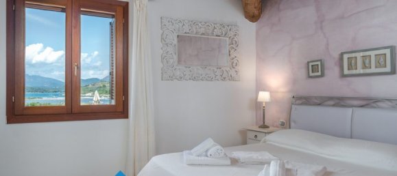 5 bedrooms Villa in San Teodoro, Italy No. 63150 16