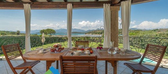 5 bedrooms Villa in San Teodoro, Italy No. 63150 5