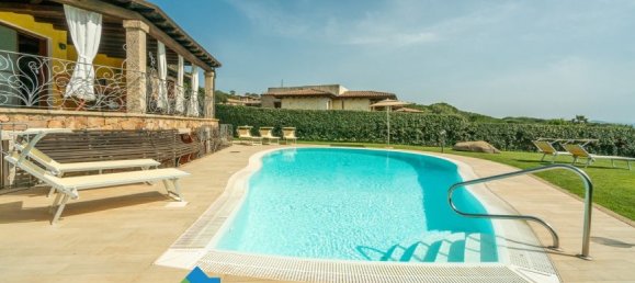 5 bedrooms Villa in San Teodoro, Italy No. 63150 4