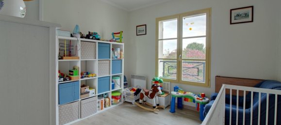 6 bedrooms House in Poissy, France No. 173242 7