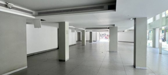  محلّ في Larnaca, قبرص 650متر مربع رقم 26679 17