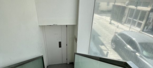  محلّ في Larnaca, قبرص 650متر مربع رقم 26679 7