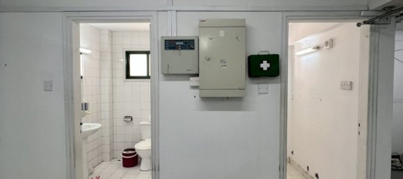  محلّ في Larnaca, قبرص 650متر مربع رقم 26679 15