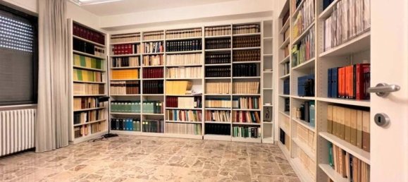 6غرفة شقة في Cecina, Italy رقم 229327 4