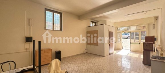 1 room Commercial property in Rome, Italy No. 336572 4