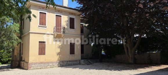 4 bedrooms Villa in Vicenza, Italy No. 85714 40