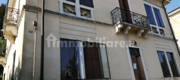 4 bedrooms Villa in Vicenza, Italy No. 85714 22