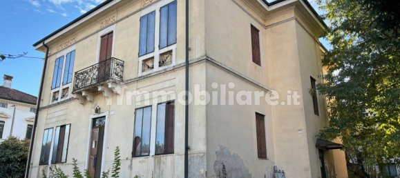 4 bedrooms Villa in Vicenza, Italy No. 85714 2