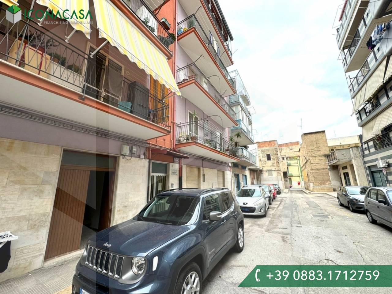 Квартира с 2 комнатами в Барлетта, Италия № 26661