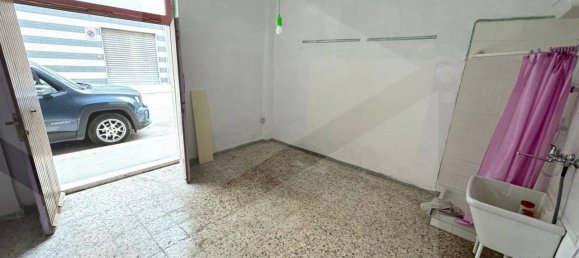 Квартира с 2 комнатами в Барлетта, Италия № 26661 4