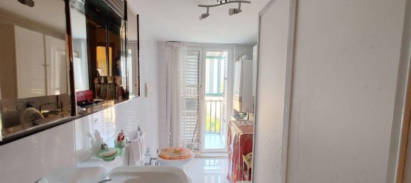 3 rooms Apartment in San Nicola la Strada, Italy No. 82252 16