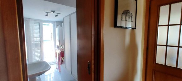 3 rooms Apartment in San Nicola la Strada, Italy No. 82252 17
