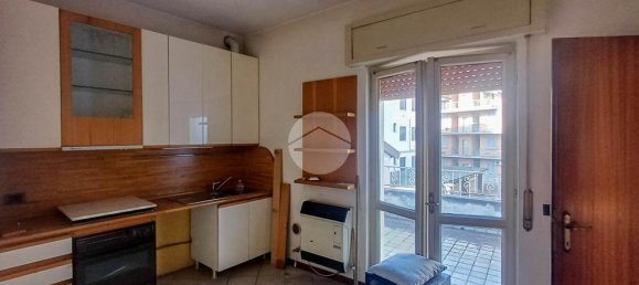 Escritório de 2 divisões em Caravaggio, Italy N.º 87271 15