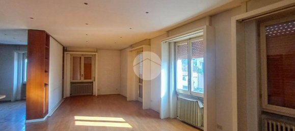 Escritório de 2 divisões em Caravaggio, Italy N.º 87271 18