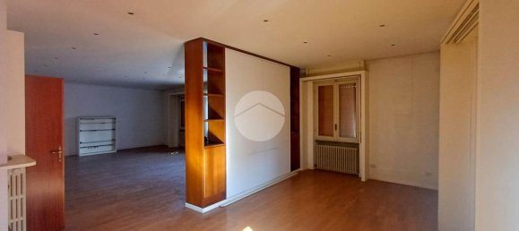 Escritório de 2 divisões em Caravaggio, Italy N.º 87271 16