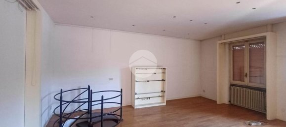 Escritório de 2 divisões em Caravaggio, Italy N.º 87271 24