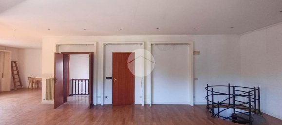 Escritório de 2 divisões em Caravaggio, Italy N.º 87271 17