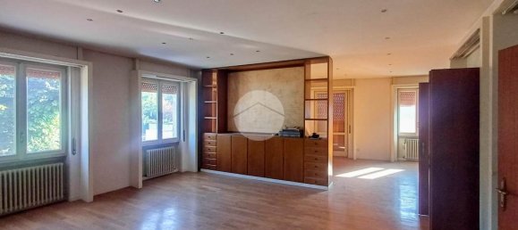 Escritório de 2 divisões em Caravaggio, Italy N.º 87271 21