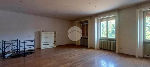 Escritório de 2 divisões em Caravaggio, Italy N.º 87271 11