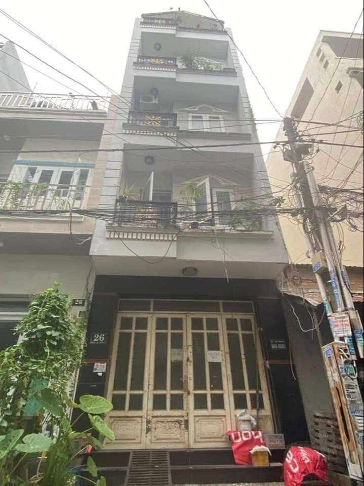 40m² Townhouse in District 7, Vietnam No. 12845