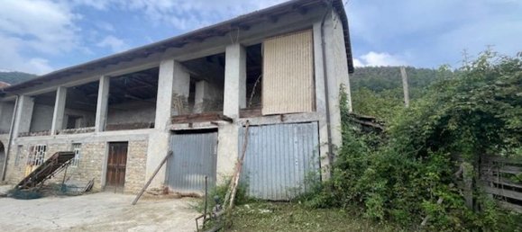 7 rooms House in Cortemilia, Italy No. 116458 3