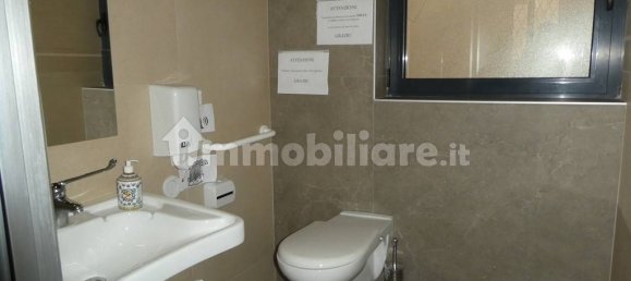 4غرفة عقار تجاري في Vicenza, Italy رقم 127468 21