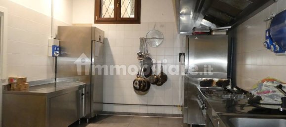 4غرفة عقار تجاري في Vicenza, Italy رقم 127468 18