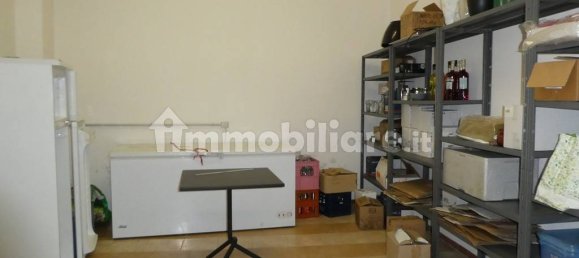 4غرفة عقار تجاري في Vicenza, Italy رقم 127468 9