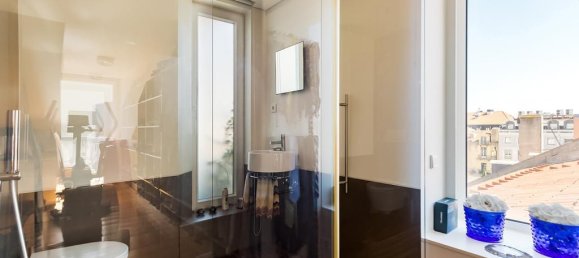 Дуплекс с 3 спальнями в Лиссабон, Португалия № 128573 6