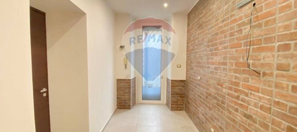 Casa de 2 dormitorios en Sant'Agata li Battiati, Italy No. 233907 9