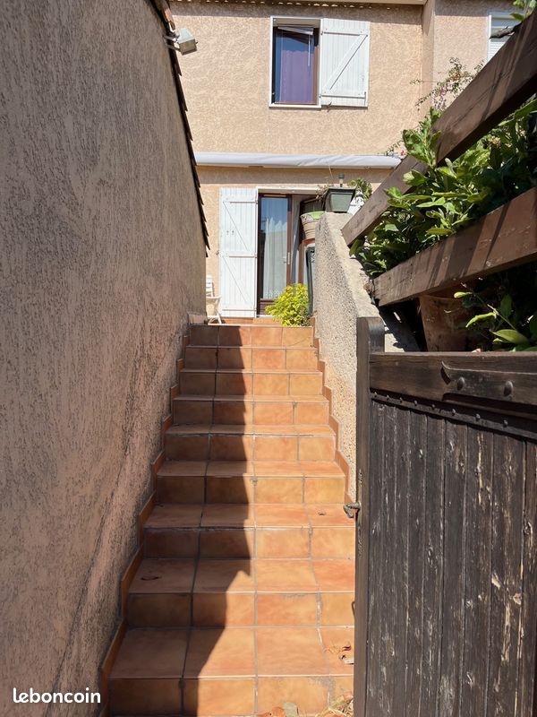 3 Schlafzimmer Haus in Marseille, France, Nr. 333519