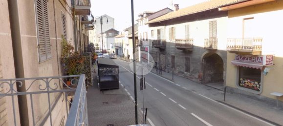 3-salle Appartement à Chivasso, Italy No. 3519 14