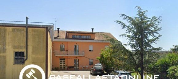 5 rooms Duplex in Montefano, Italy No. 284103 3