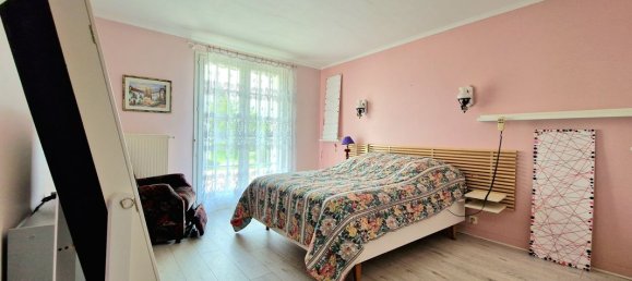 4 bedrooms House in Coulommiers, France No. 186072 10