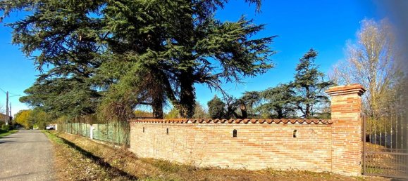 758m² Land in Montaigut-sur-Save, France No. 96221 5