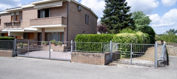 Apartamento de 4 dormitorios en Siena, Italy No. 264824 15