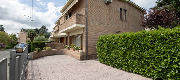Apartamento de 4 dormitorios en Siena, Italy No. 264824 14