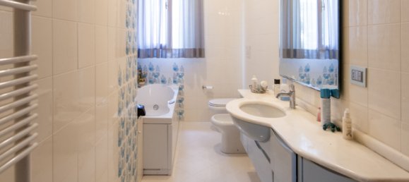 Apartamento de 4 dormitorios en Siena, Italy No. 264824 24