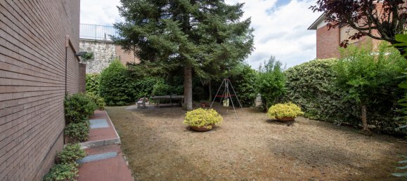 Apartamento de 4 dormitorios en Siena, Italy No. 264824 10