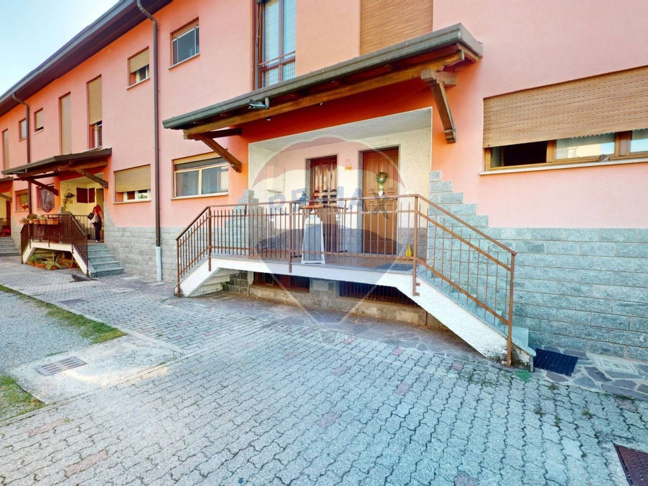 2 bedrooms House in Parabiago, Italy No. 392771