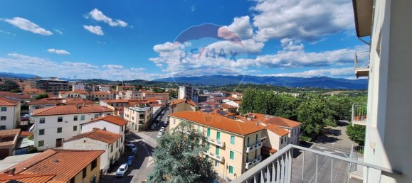 3 bedrooms Apartment in Montevarchi, Italy No. 265327 11