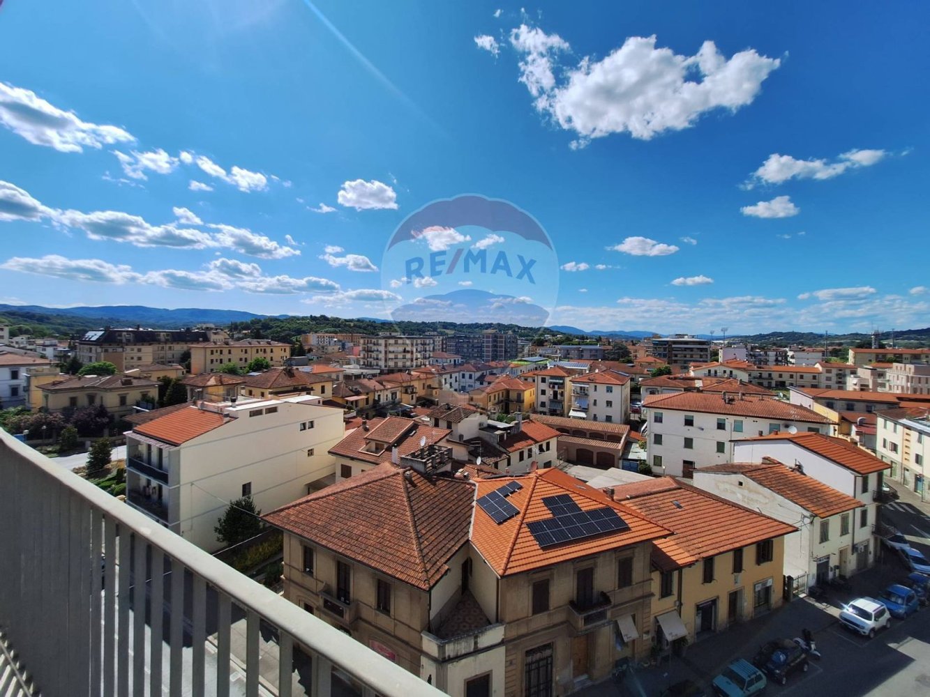 3 bedrooms Apartment in Montevarchi, Italy No. 265327