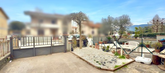 5-Zimmer Doppelhaus in Pistoia, Italy, Nr. 217379 3