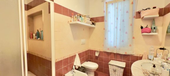 5-Zimmer Doppelhaus in Pistoia, Italy, Nr. 217379 42