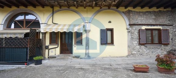 Квартира с 2 комнатами в Эндине Гаяно, Италия № 42233 4